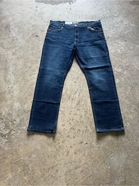 Wrangler Indigo Straight-Leg Jeans